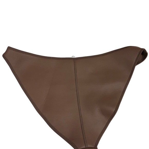 SKIMS 🌸Rubberized🌸 Scuba Swim Cocoa Bottoms - Picture 4 of 11